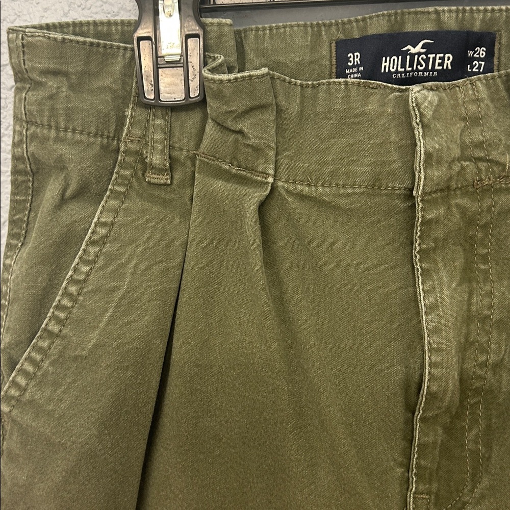 Hollister Khaki Green Trousers - Picture 3 of 6